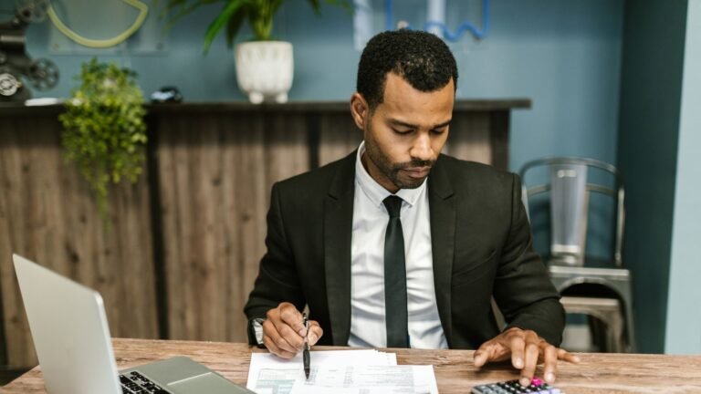 Accountant Jobs in Dubai for Indians